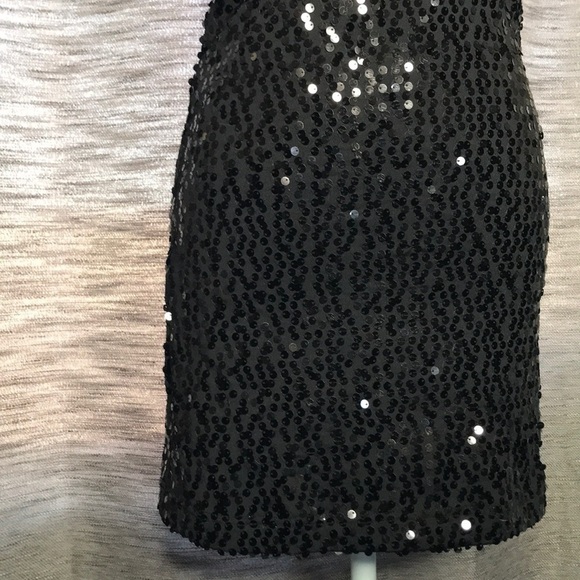 21 MEDIUM BLACK SEQUINS STRAPPY DRESS - Picture 4 of 10